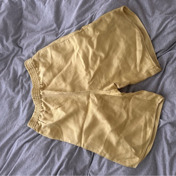 Aritzia Le Fou Long Shorts - Picture 3 of 5